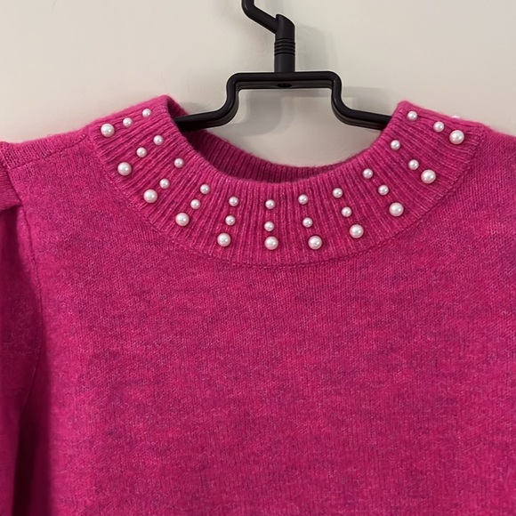 CECE Pink with Pearl Embellishments Size S Crewneck Sweater NWOT - Picture 3 of 9